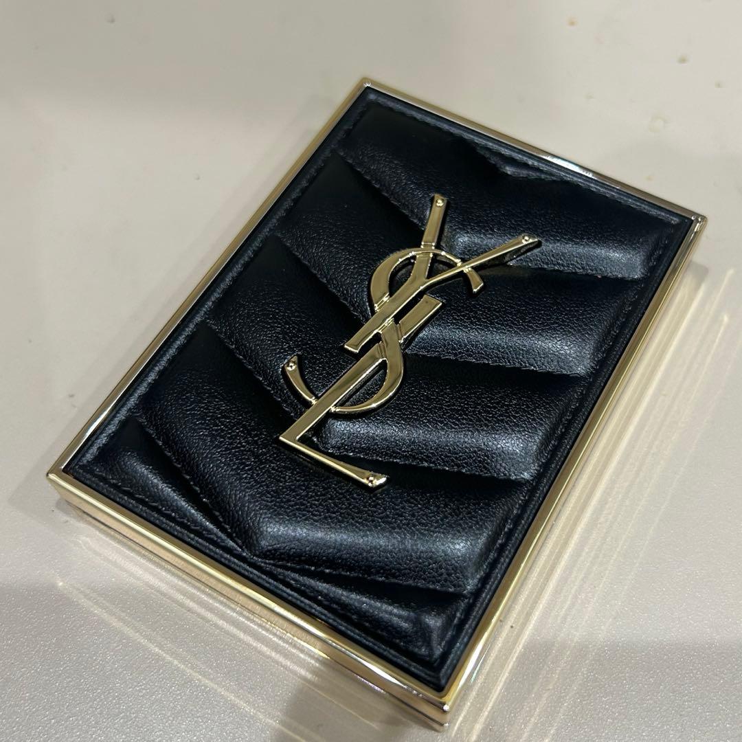 【1回のみ使用】YSL イヴ・サンローラン　クチュールミニクラッチ730