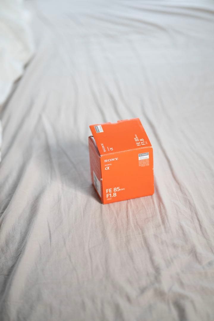 Sony FE 85mm F1.8 レンズ 本体