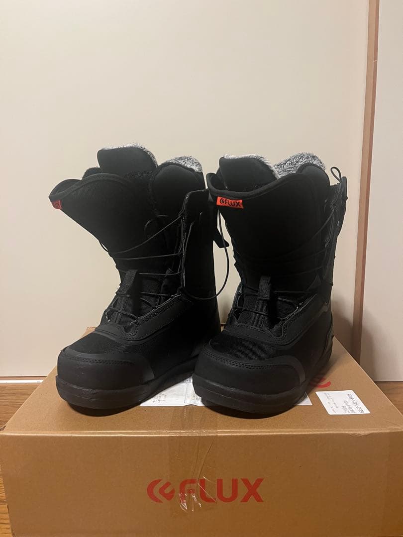 FLUX スノーボードブーツ 　23.5㎝