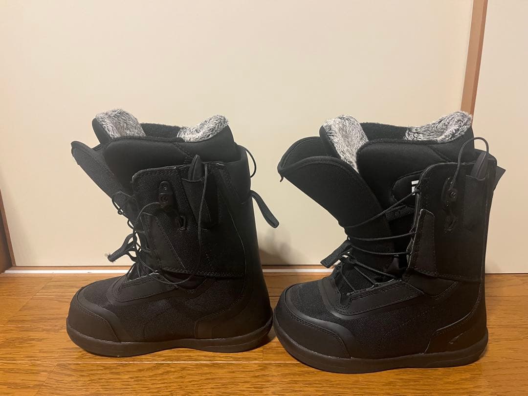 FLUX スノーボードブーツ 　23.5㎝