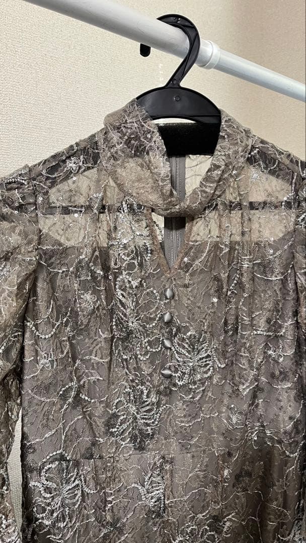 Leja スパンコール花柄刺繍ソフトパフスリーブドレスワンピース