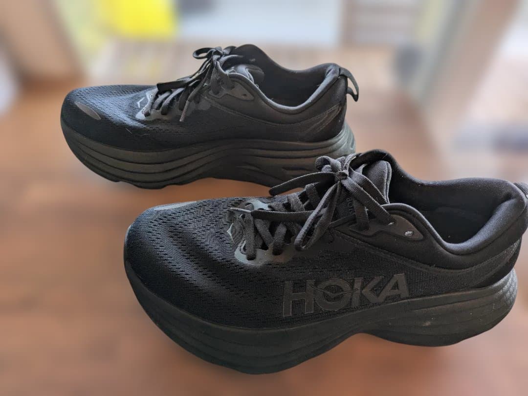 HOKA ブラック ランニングシューズ BONDI 8 25cm