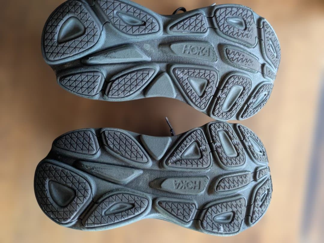 HOKA ブラック ランニングシューズ BONDI 8 25cm