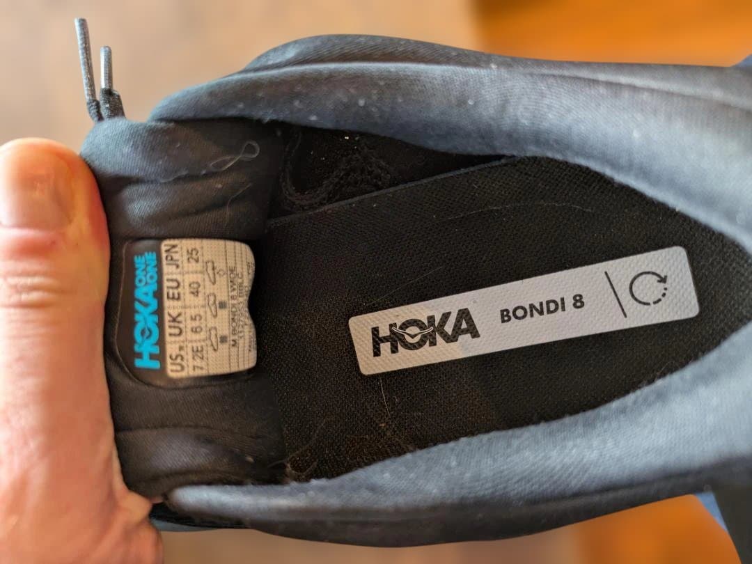 HOKA ブラック ランニングシューズ BONDI 8 25cm