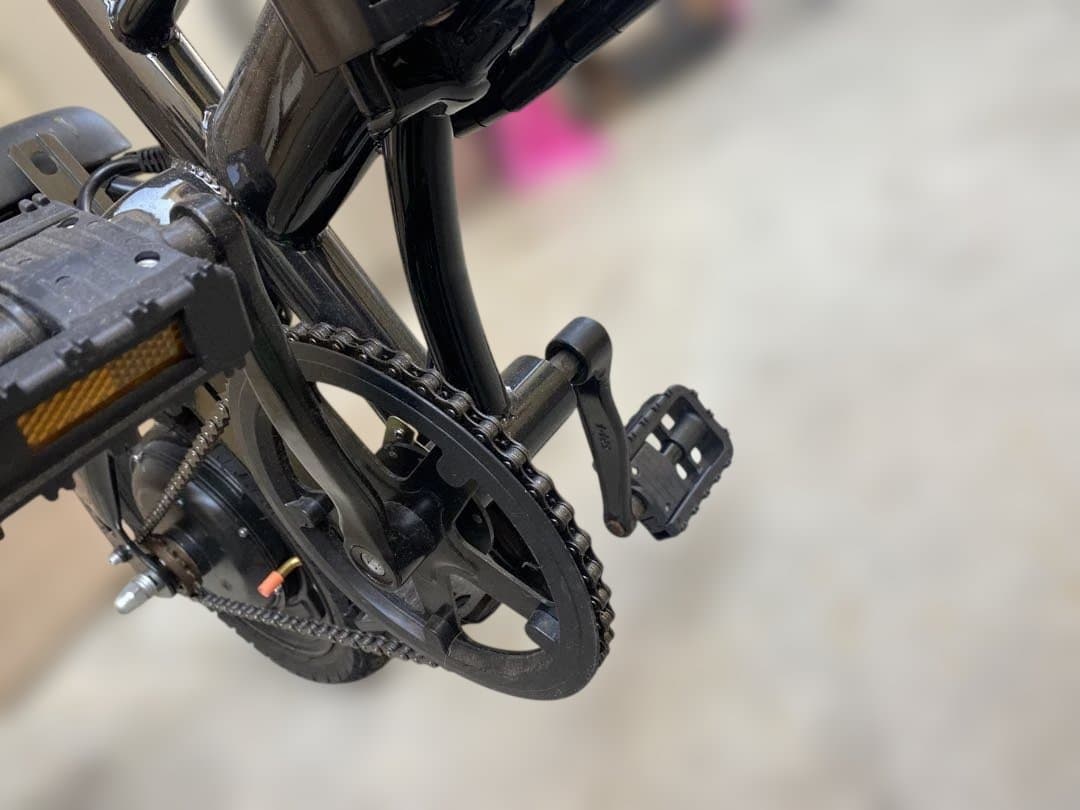 折りたたみ式電動アシスト自転車 黒