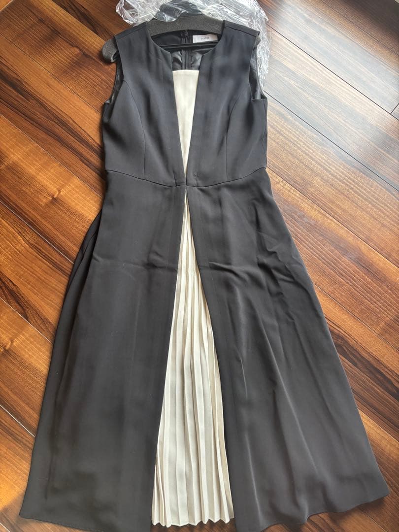 ヤマダヤ福袋2026‼️FENNELワンピース定価¥36000//残り1点のみ！