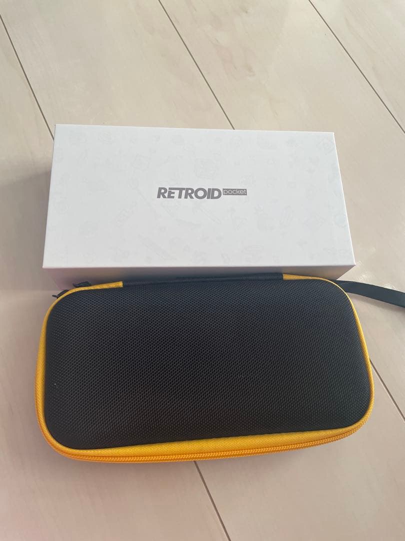 RETROID Pocket 3plus 本体 ハードケース付き