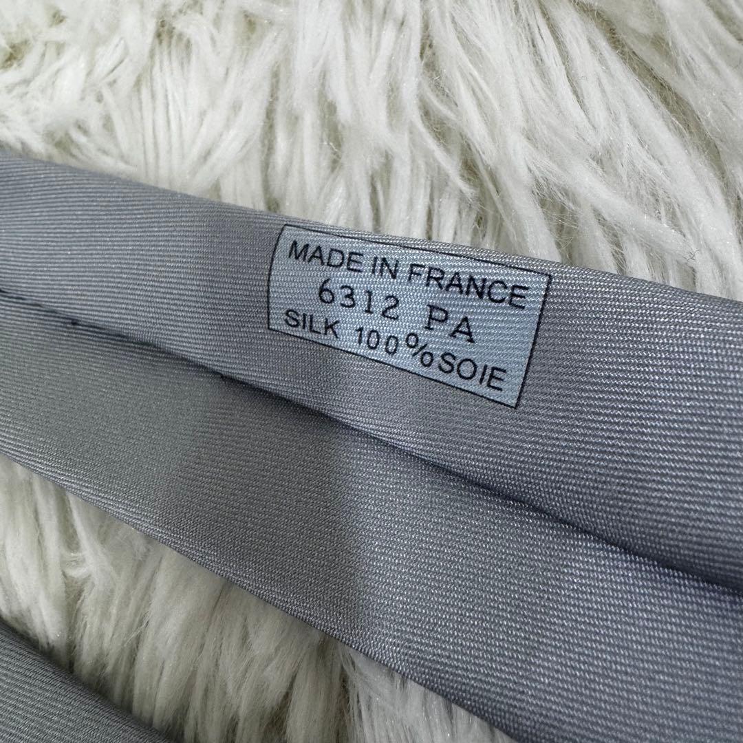 エルメス HERMES シルクツイルタイ カンカイユリ・シャッフル ブルー系