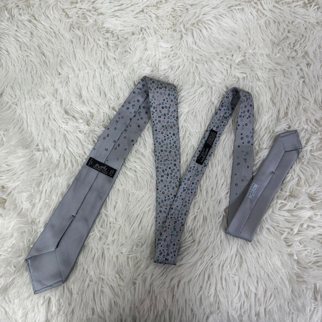 エルメス HERMES シルクツイルタイ カンカイユリ・シャッフル ブルー系