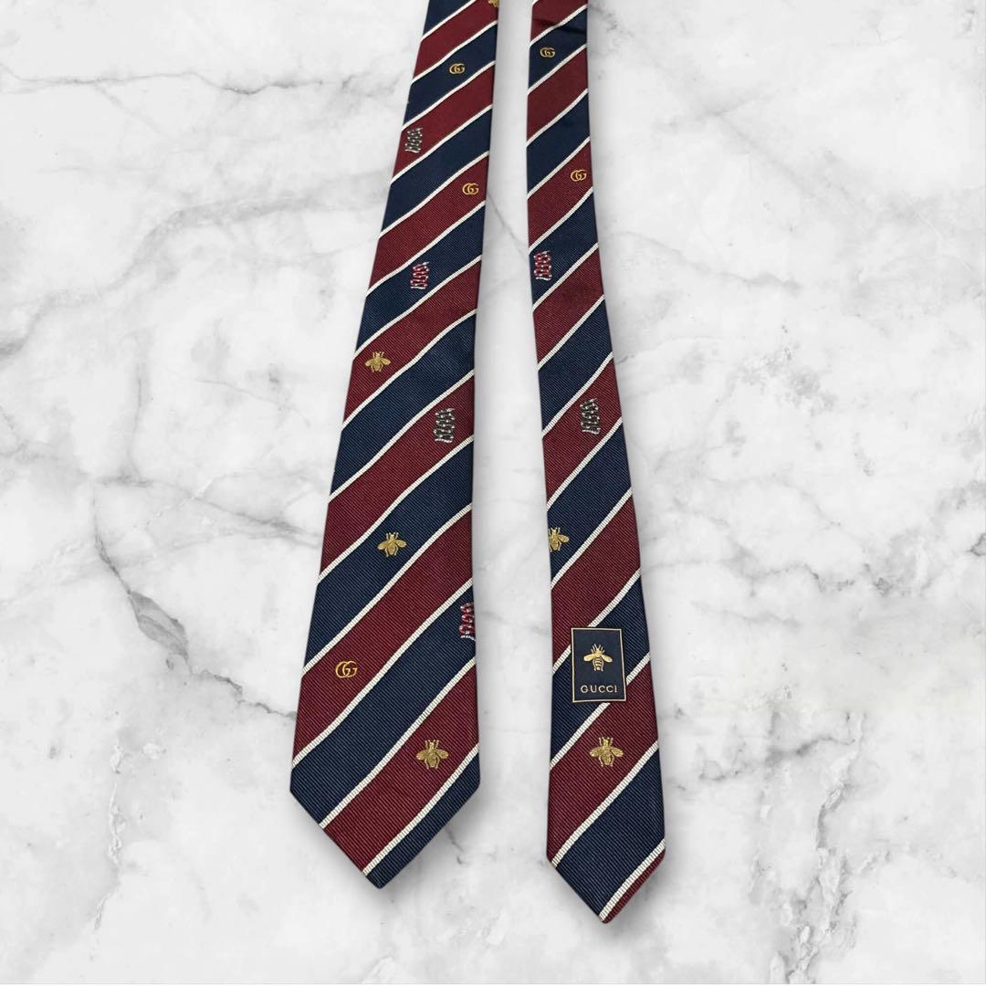 GUCCI グッチ　ネクタイ　シンボルズ　GG柄　赤　ストライプ