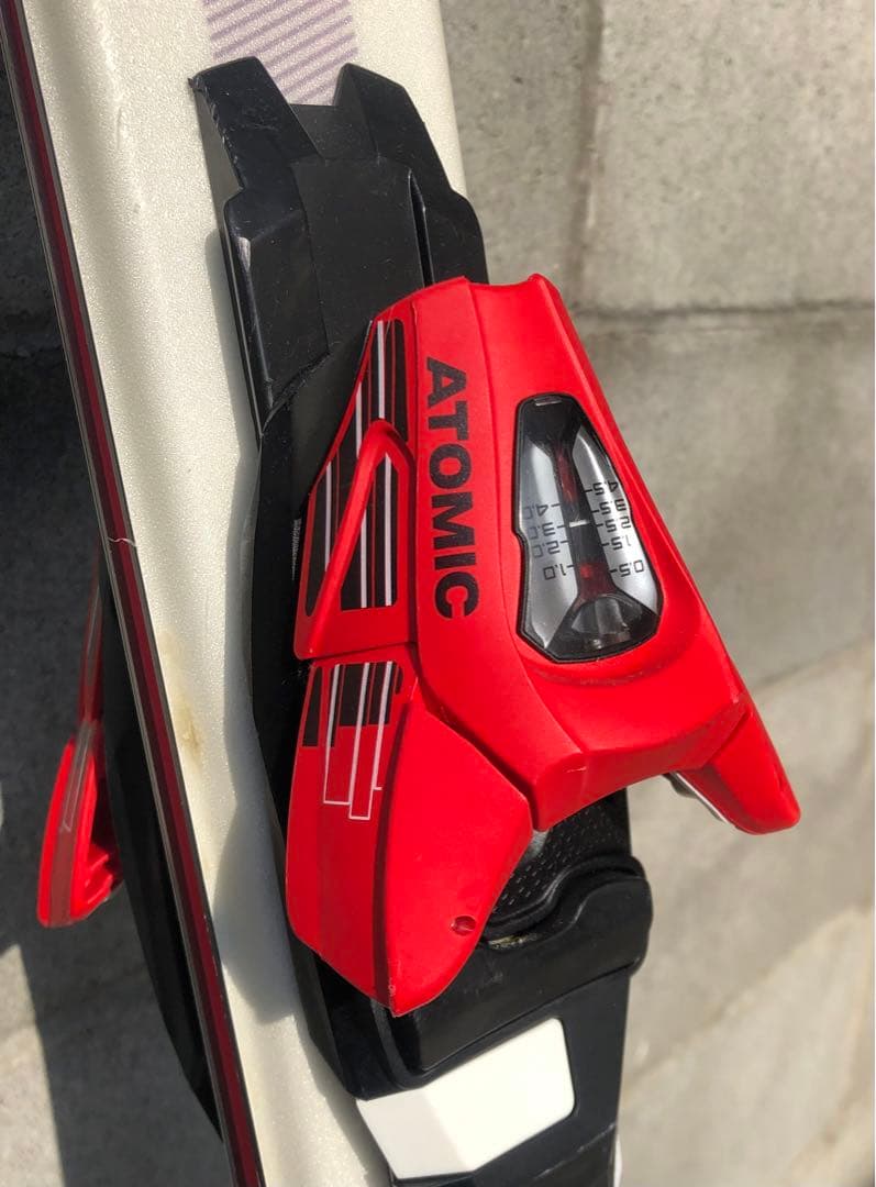 中古ATOMIC REDSTER SX JR 子ども用スキー板ビンディング付き