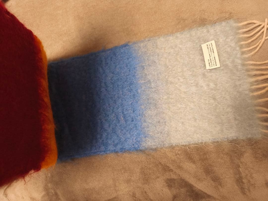 LOEWE ウールマフラー フリンジ付き