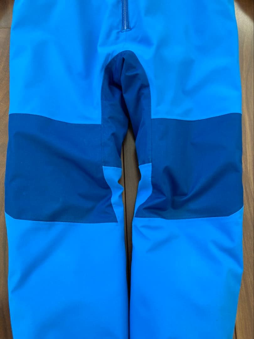 Patagonia キッズ　スノーウェアつなぎ　ジャンプスーツ雪遊びパタゴニア