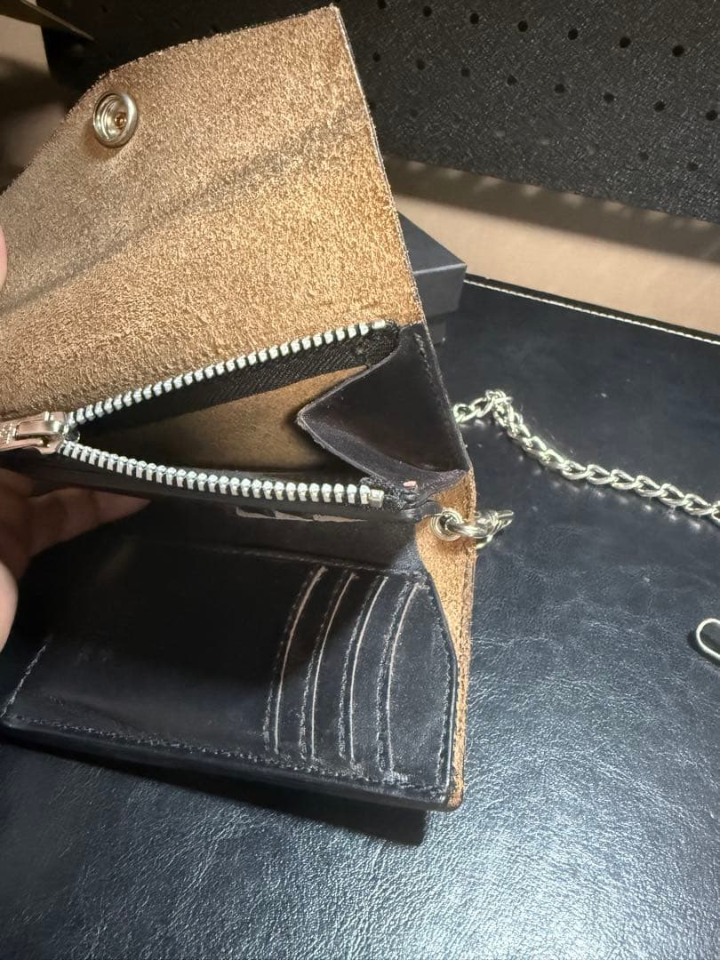 Schott ブラック レザー 二つ折り財布　ウォレットチェーン付き