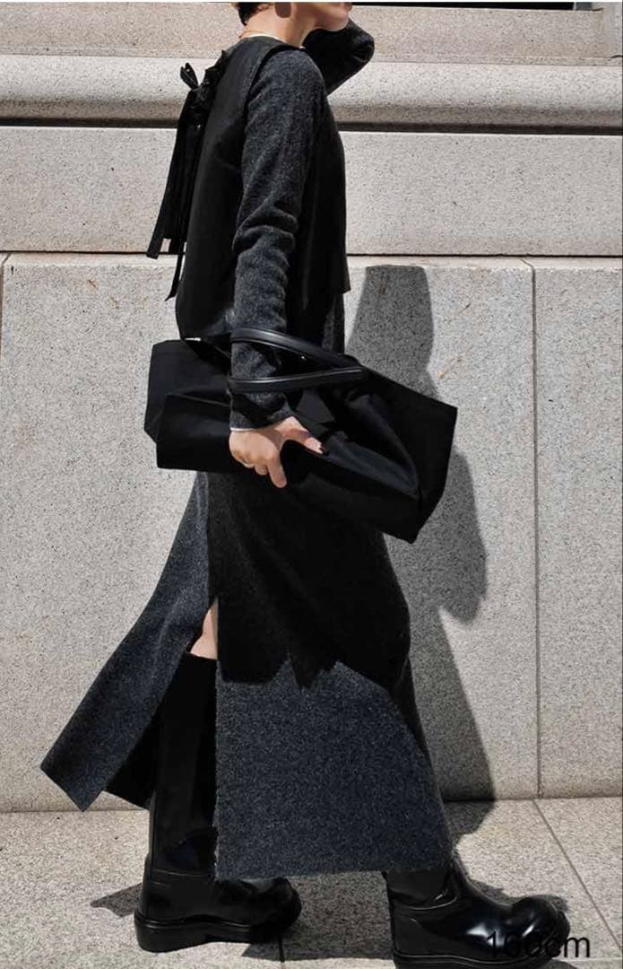 【美品】マチャットmachattエコレザーリボンベスト ブラック