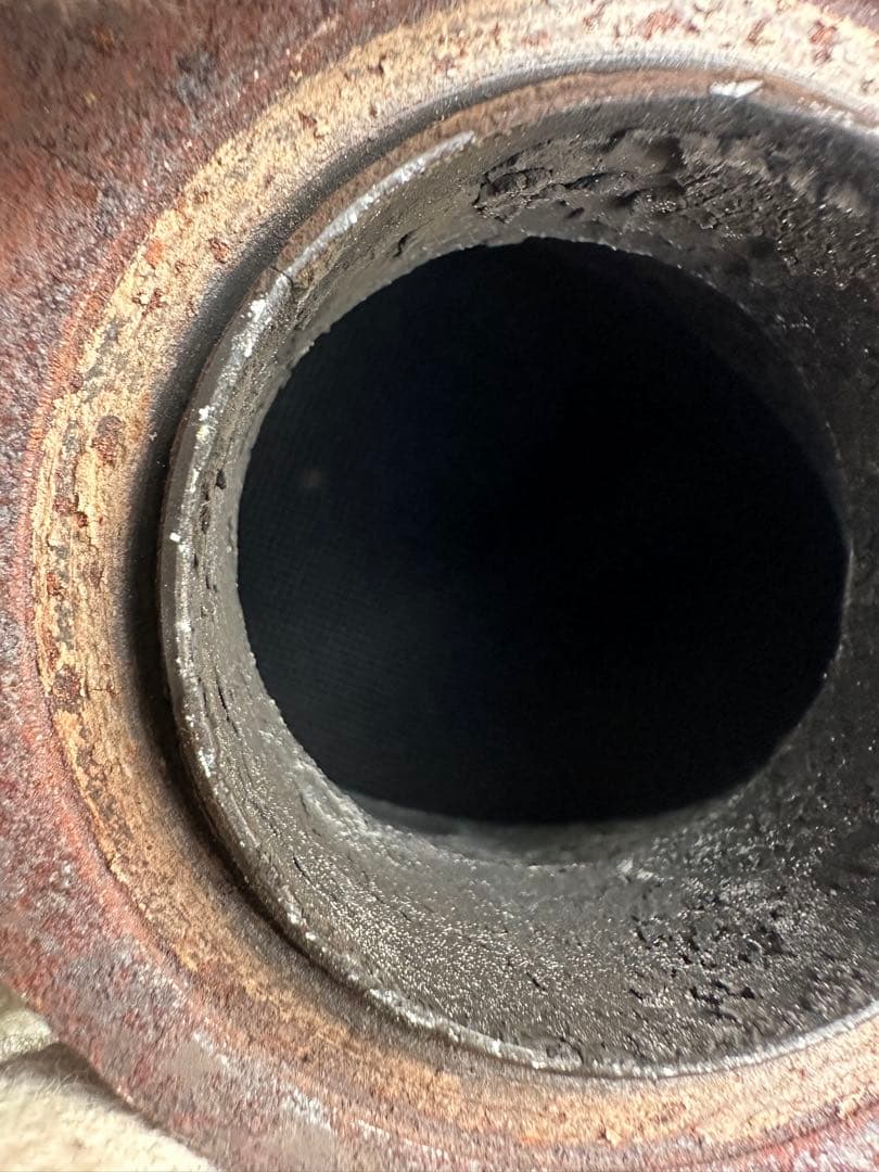 リ*件様 車種不明　触媒