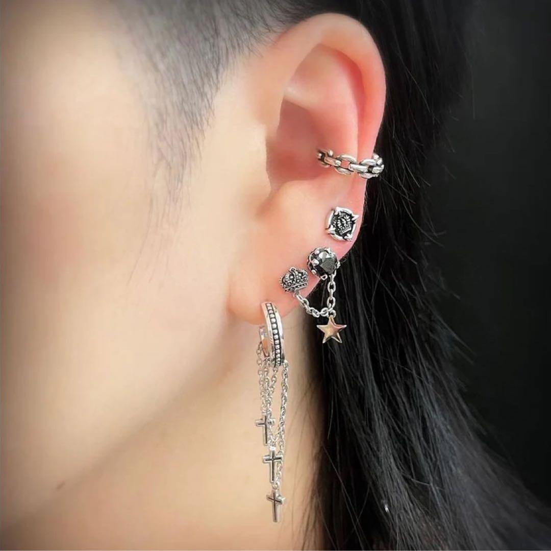 ジャスティンデイビス　CROWN STUD ピアス