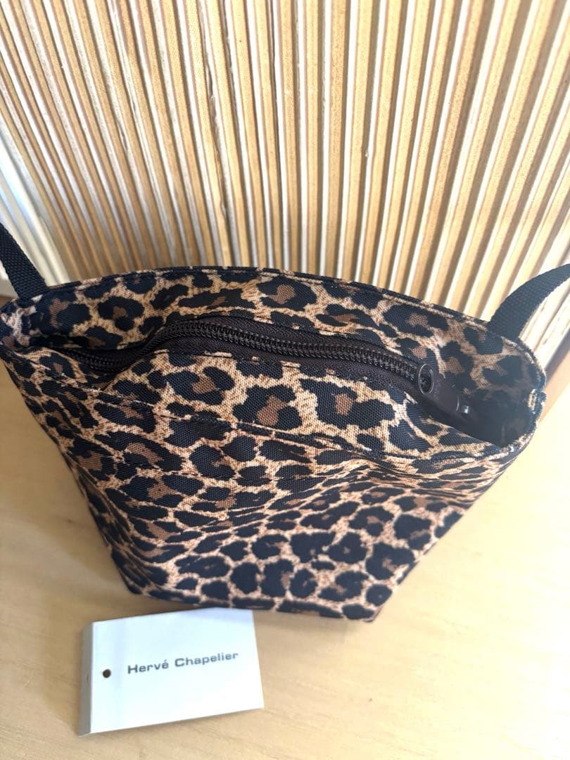 美品◾️エルベシャプリエ／ショルダーバッグパンサー豹柄舟形XSフランス製