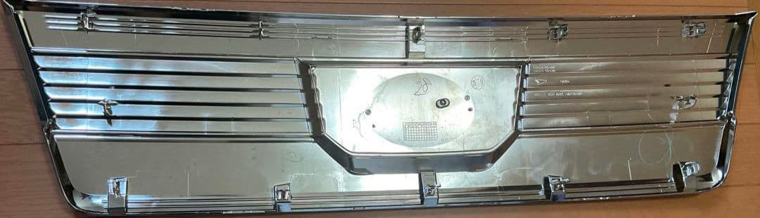 ハイゼットトラック　フロントグリル　新車外し