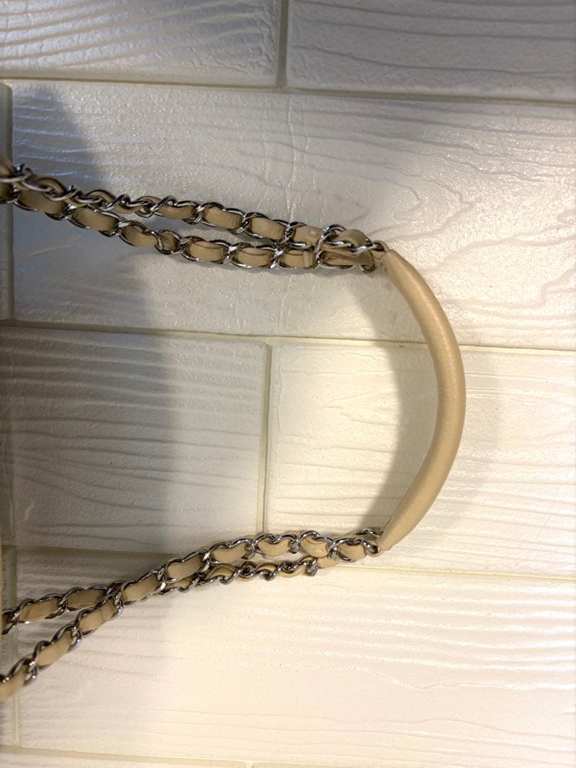 CHANEL シャネル　マトラッセ　ココマーク　ショルダー　バッグ　クリーム