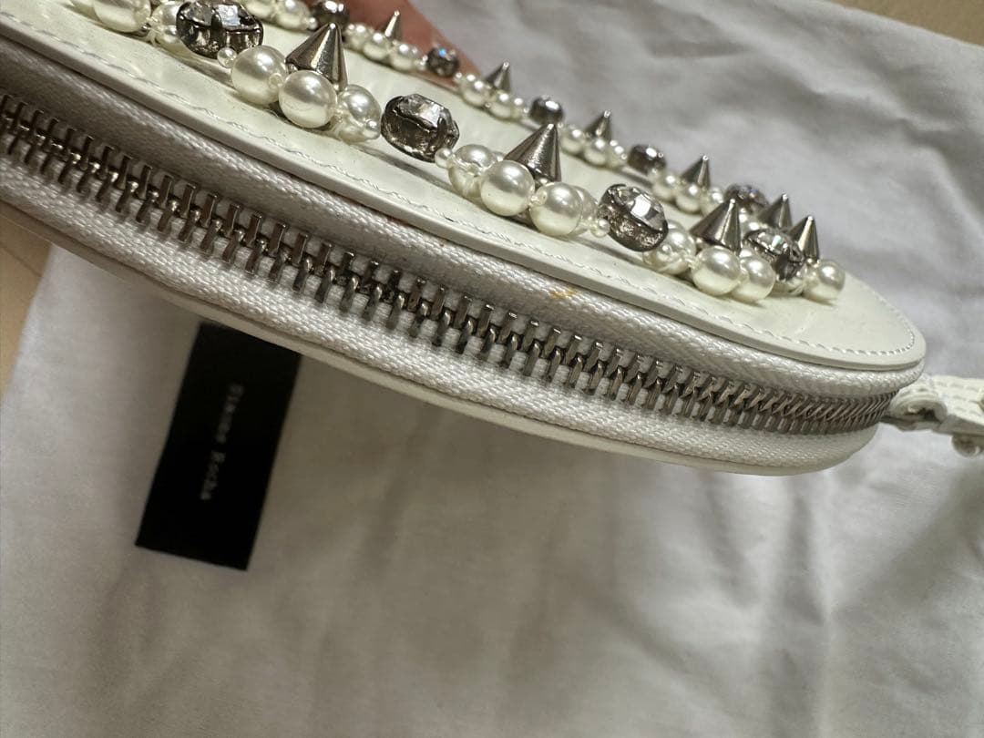 simone rochaホワイトパール装飾オーバルパーティーバッグ