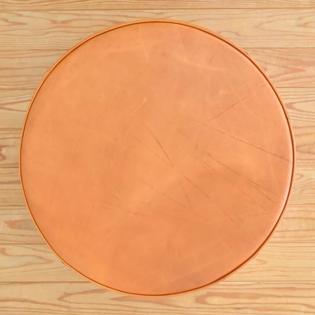 デンマーク Ivan Schlechter Foot Stool 本革オットマン