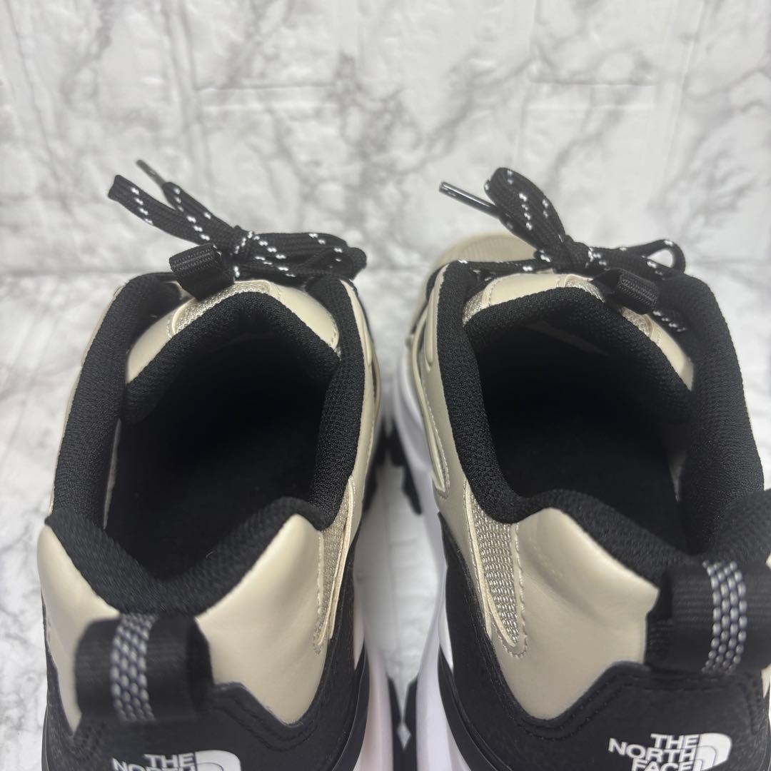 【未使用級】THE NORTH FACE HEXA V2 スニーカー 24.5㎝