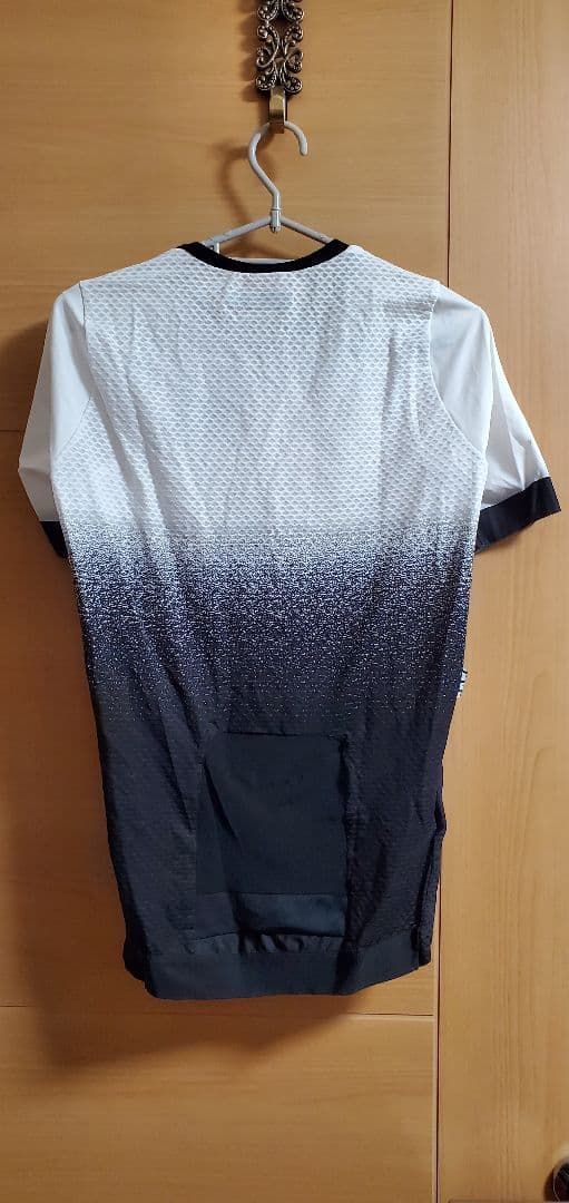 〈ASSOS〉EQUIPE RSR JERSEY SUPERLEGER S9 M