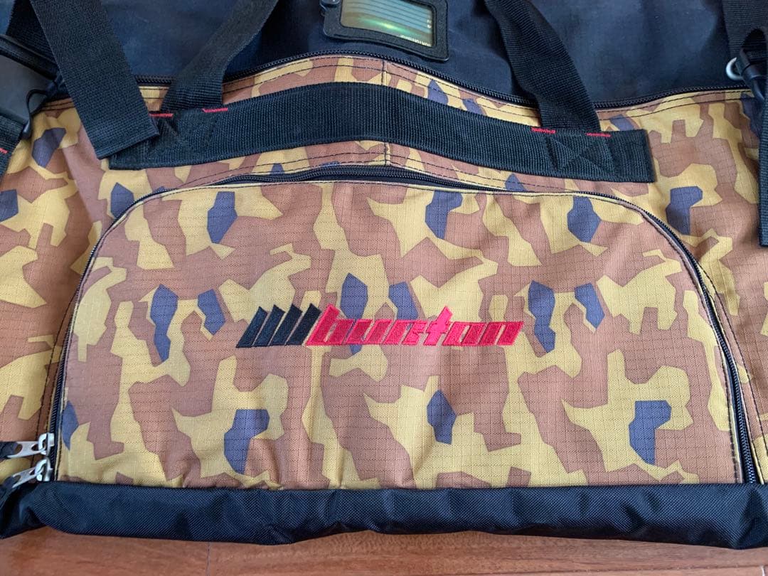 BURTONバートン迷彩 スノーボードバッグ 165cm