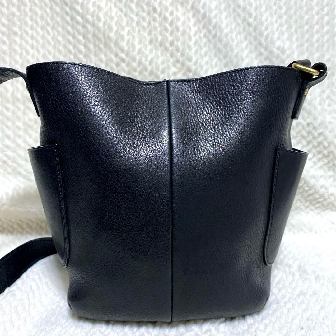 mogumi様 アニエスベー　ショルダーバッグ　本革 レザー 黒 希少