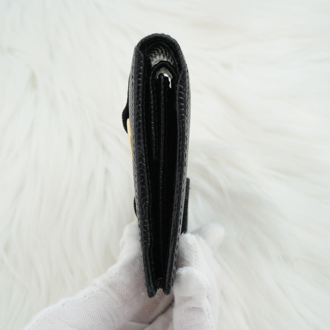 未使用展示品　Salvatore Ferragamo 二つ折り財布　ヴァラリボン