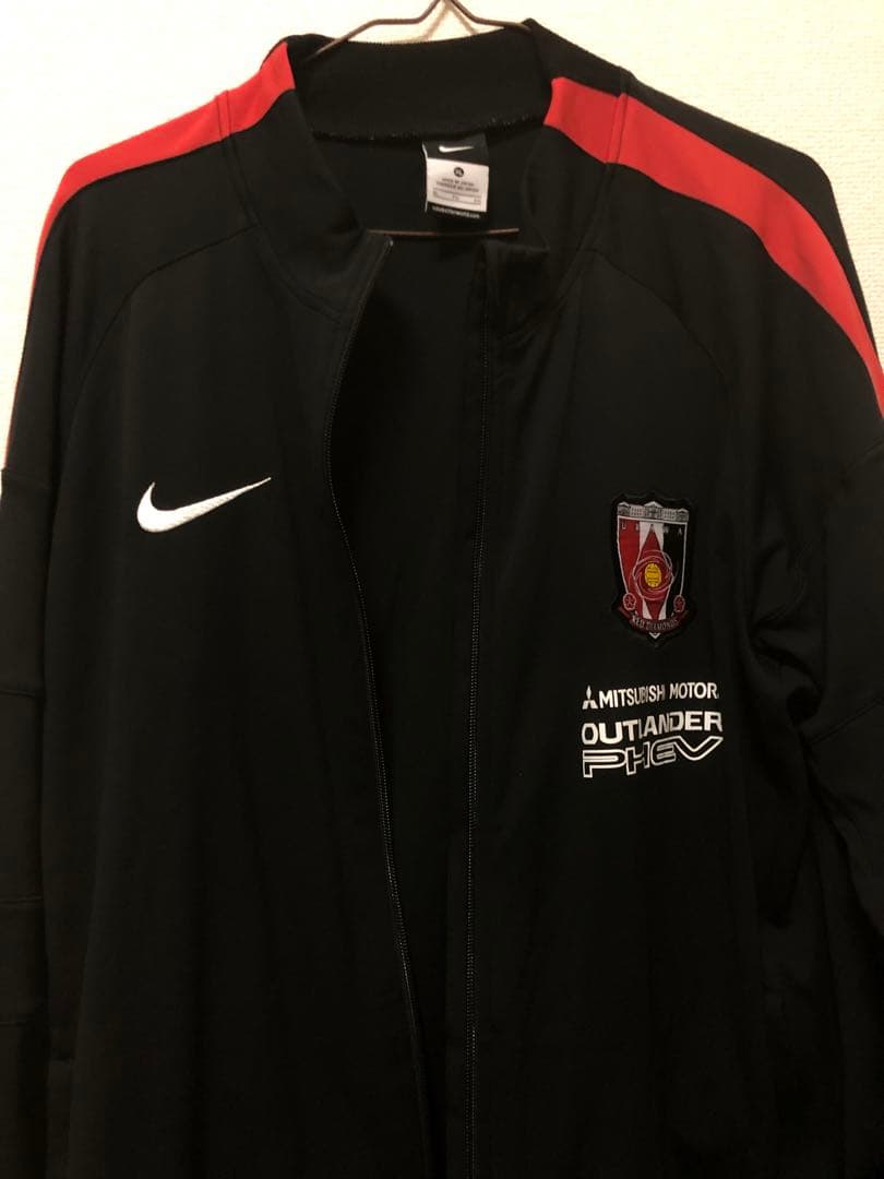 浦和レッズ Nike ジャケット 黒