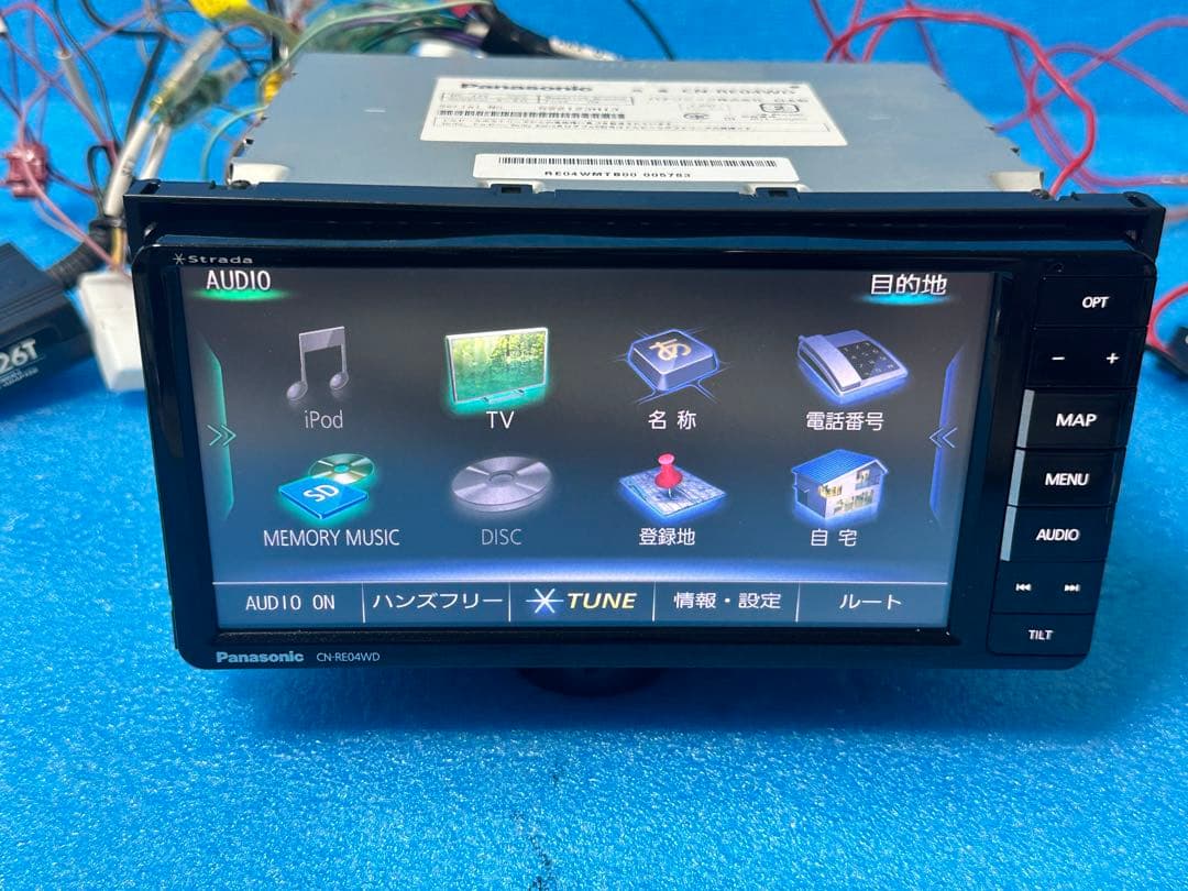 カーナビ Panasonic CN-RE04WD