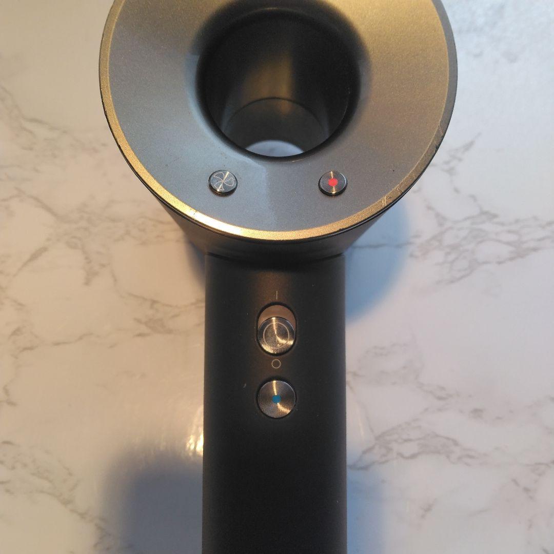 動作良好　ダイソン　Dyson　ドライヤー