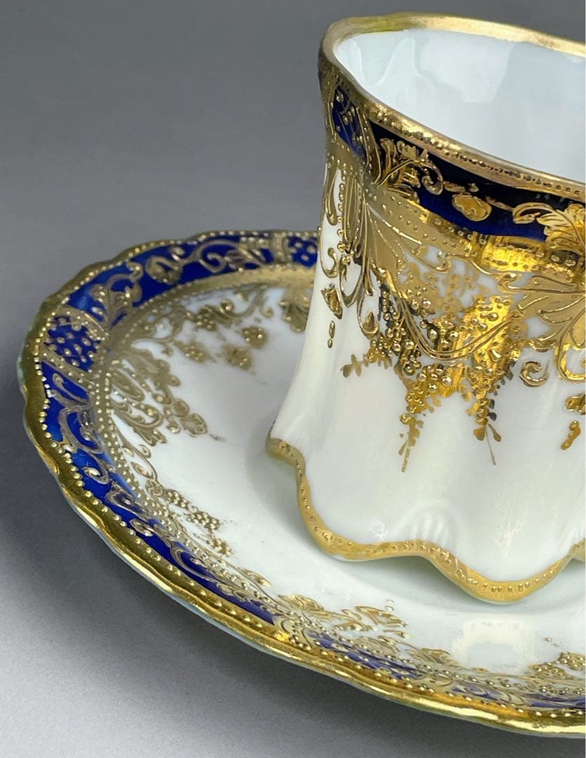 【美品】オールドノリタケ 金盛り カップ＆ソーサー 金彩 メープルリーフ