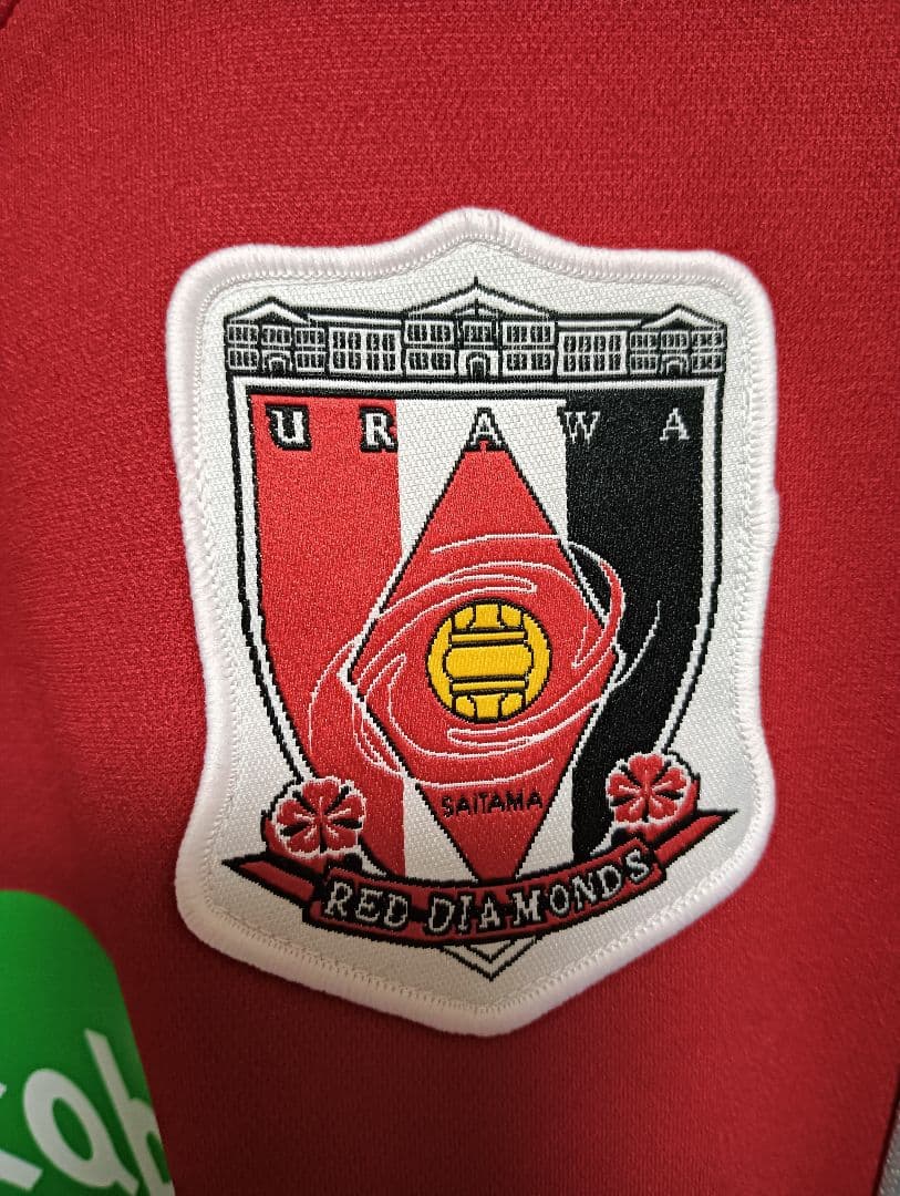 ナイキ 浦和レッズ 2005長袖トレーニングトップ 紙タグ付き
