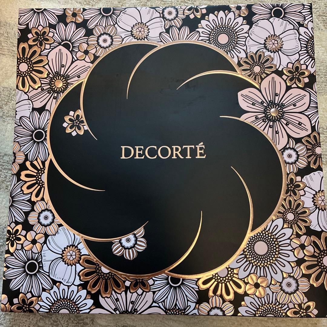 デコルテ　エターナルブルームコレクション