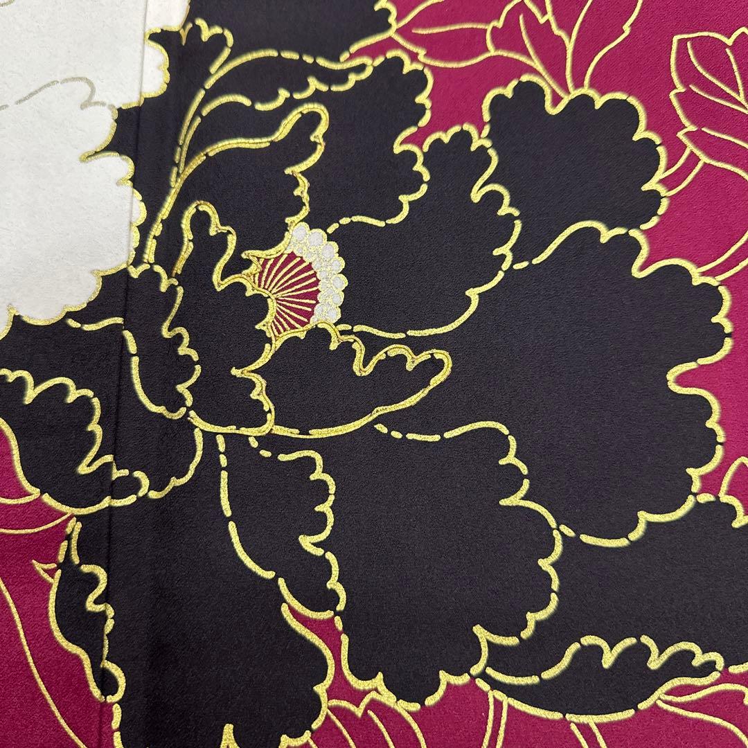 深紅 牡丹 金×黒×白 振袖