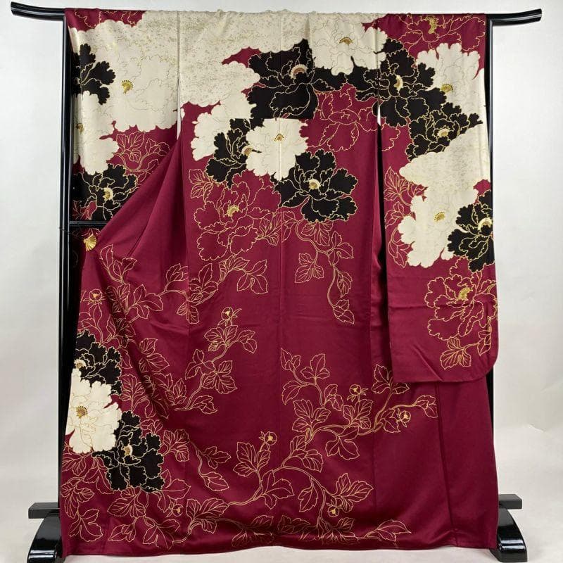 深紅 牡丹 金×黒×白 振袖