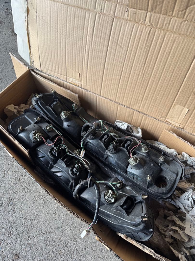 30ソアラ　中期　テールライトセット