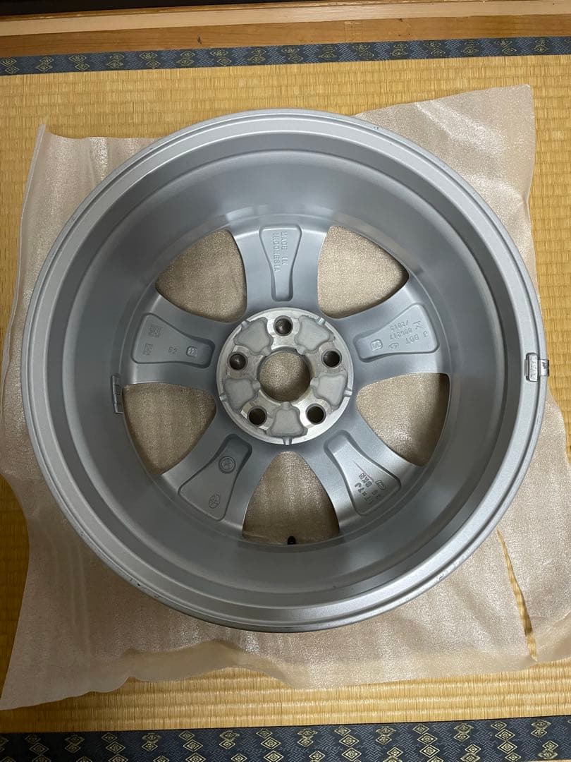 トヨタ 新型 RAV4 17インチ 純正アルミホイール 2本 新車外し　②