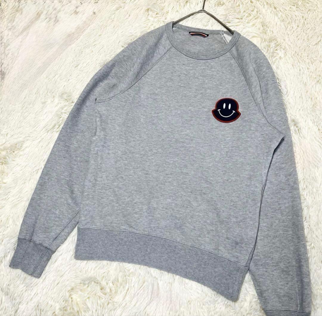 MONCLER スマイリーロゴ グレー トレーナー