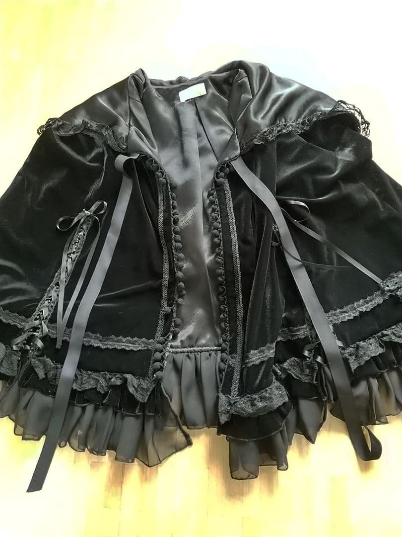 【milky ange】ビックフード付きミニマント　ミニケープコート