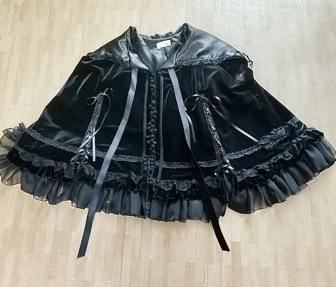 【milky ange】ビックフード付きミニマント　ミニケープコート