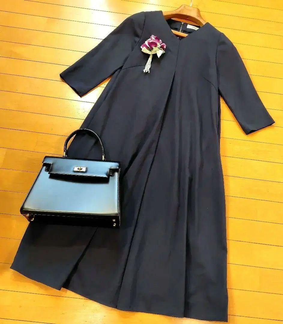 真*君様 レリアン 近年モデルネイビー Vネック Aライン ワンピース 七分袖9