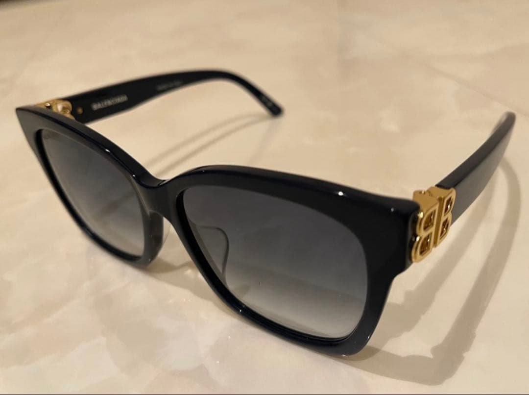 バレンシアガ Dynasty Square サングラス