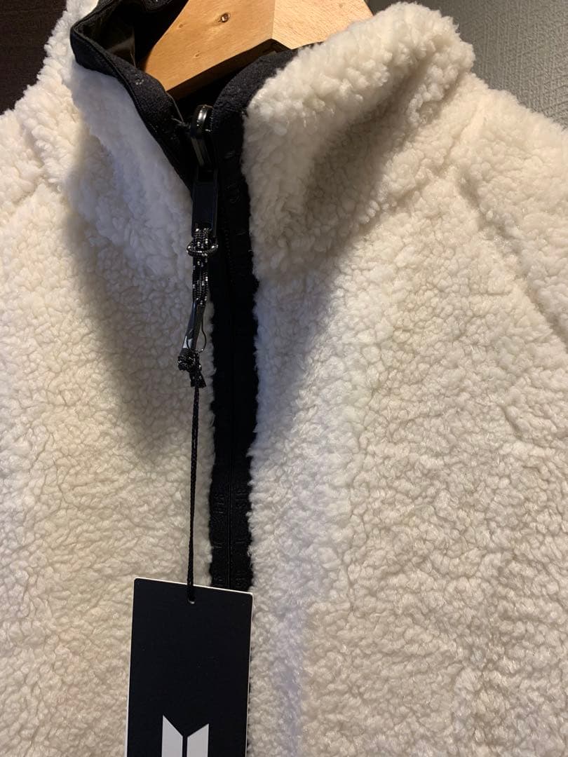 BTS オフィシャル　リバーシブルロングコート