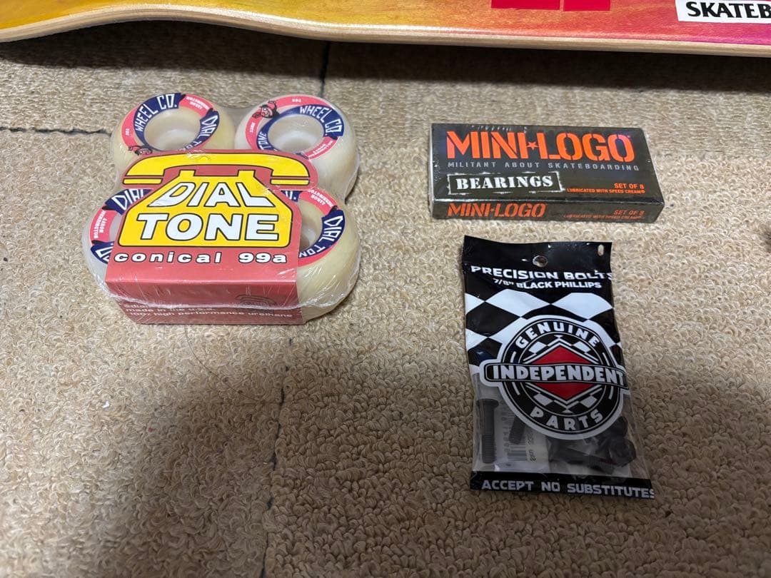 スケートボード　コンプリートセット　総額30000円　組み立て発送可能