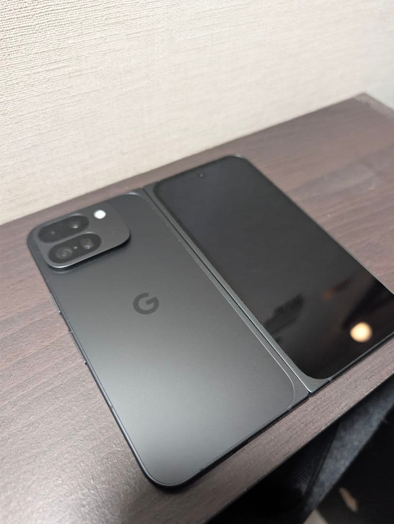 Pixel 9 Pro Foldブラック（美品）純正ケースおまけ付き！