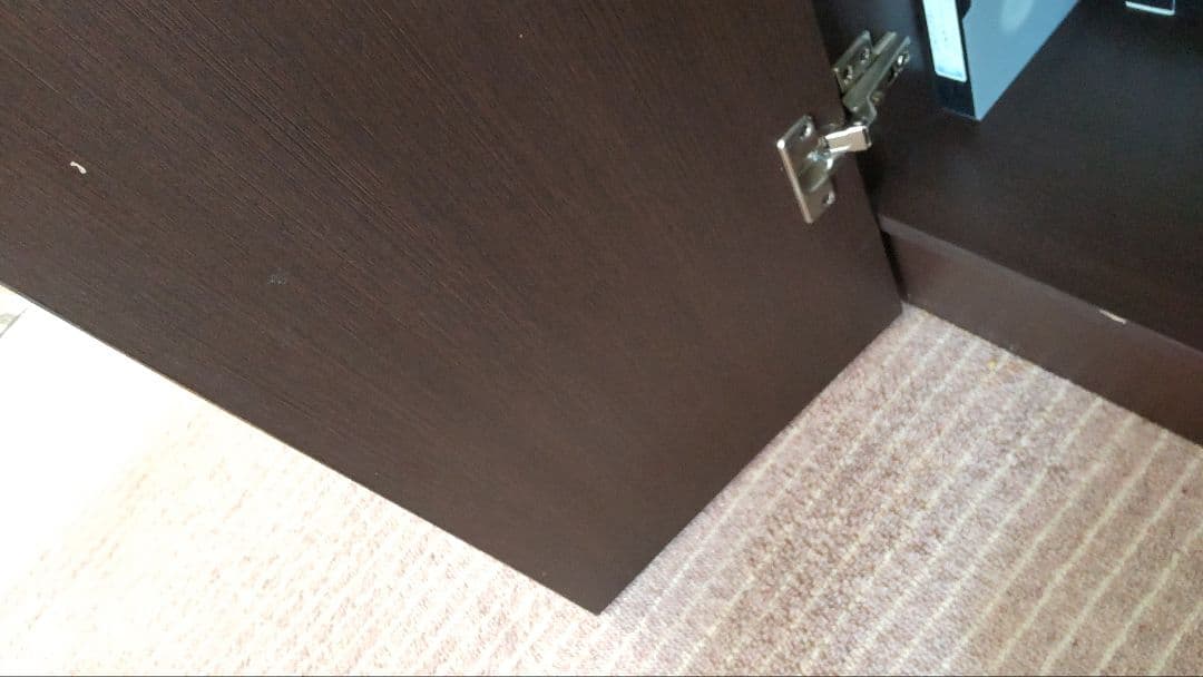 カウンター下リビング収納棚